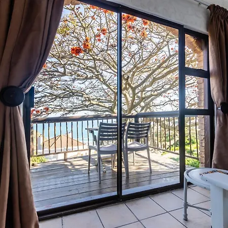 Dutton'S Cove Guest House Herolds Bay Exterior photo