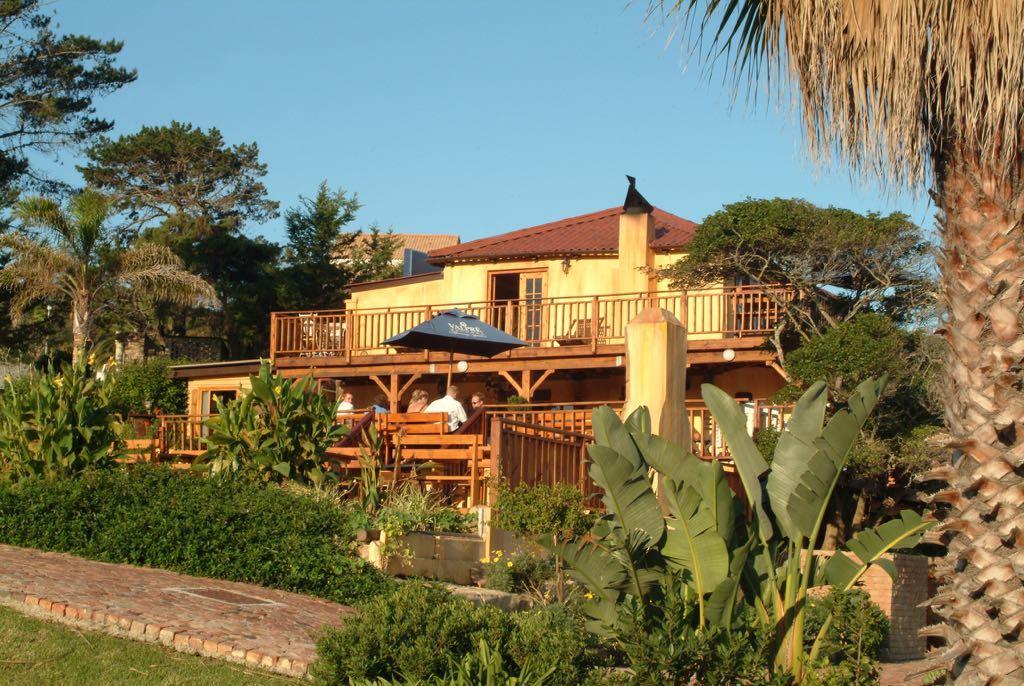 Guest house Dutton's Cove Herolds Bay